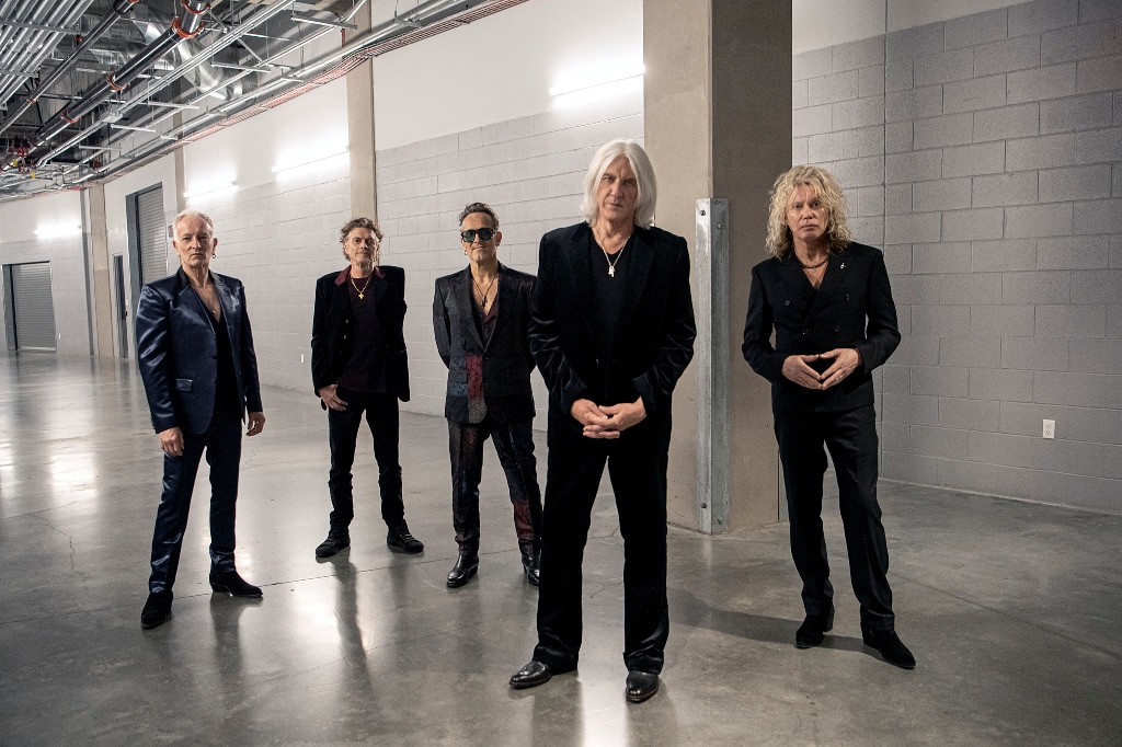 DEF LEPPARD 2022 Ross Halfin 02