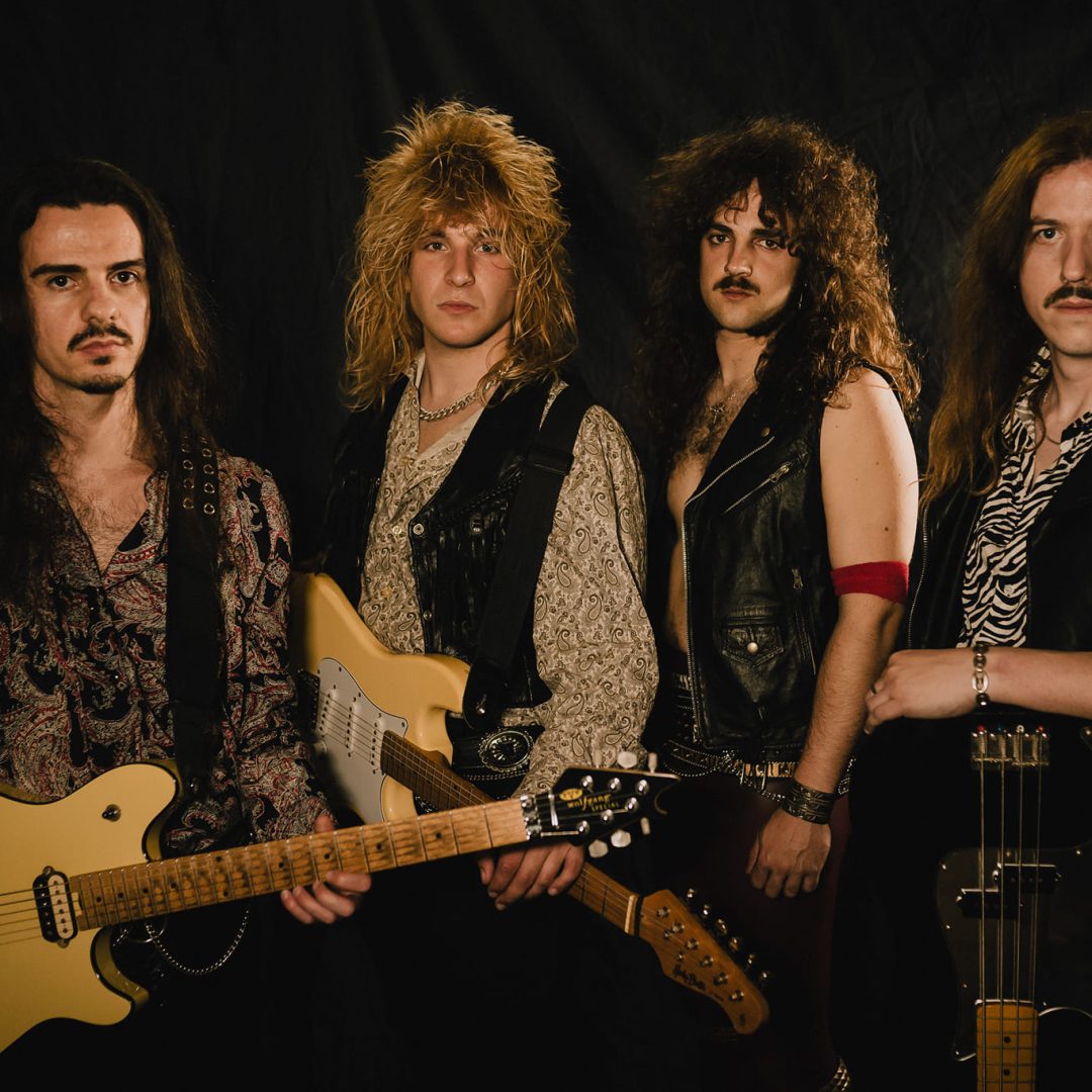 SAVAGED – Banda de heavy metal española debutará en enero de 2024 y adelanta tema