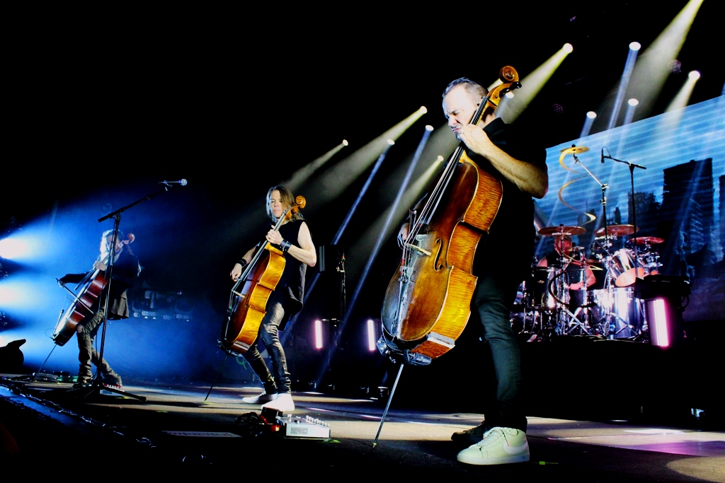 APOCALYPTICA 2023 LA RIVIERA 00