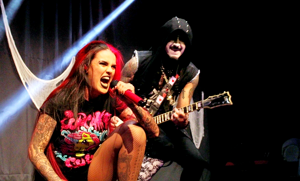 MEGARA 2022 Madrid Revi Live 08