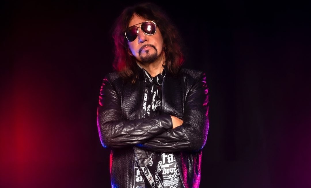 ACE FREHLEY – Fallece a los 74 el ex guitarra de KISS, solitario, Frehley´s Comet…