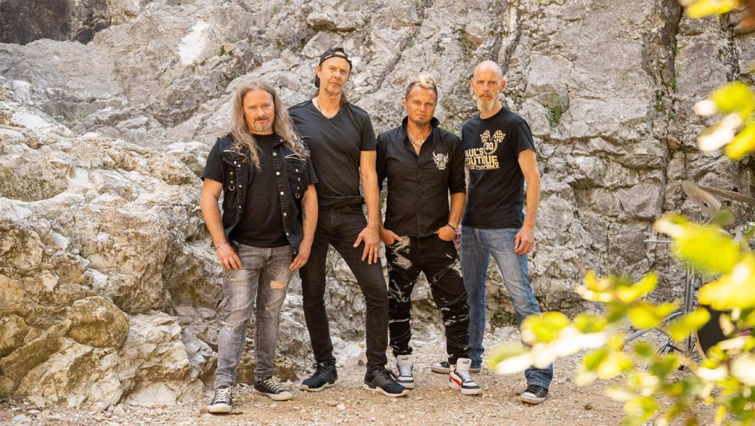 Headless 2025 band pic Marco Di Gennaro