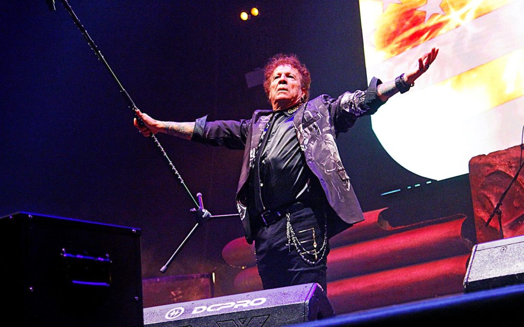 OBÚS – Vídeo con imágenes y fotos del concierto especial reunión en Madrid